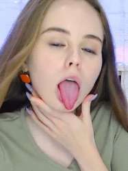 206x275