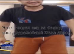 526x390