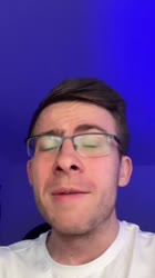 576x1024