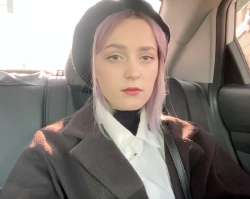 906x722