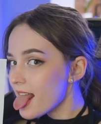 329x403