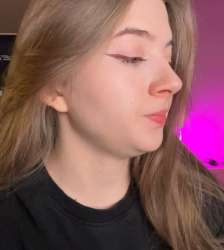 967x1077