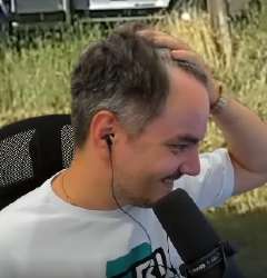 310x322