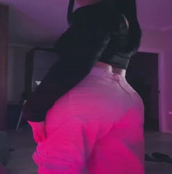 1072x1080