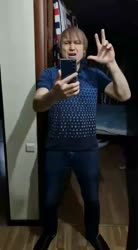 466x842