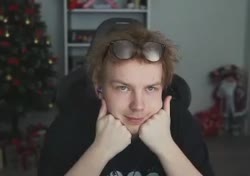 340x240