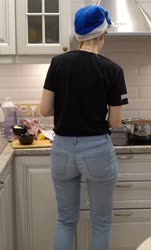 588x972