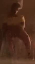 619x1129