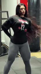 576x1024
