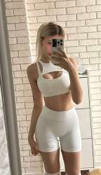 740x1280