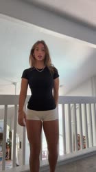 576x1024