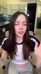 576x1024