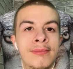 600x566
