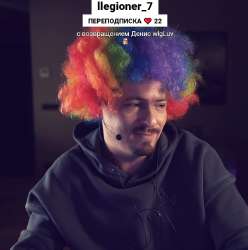 621x625