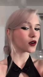 720x1280