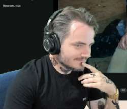 301x261