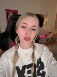 576x768