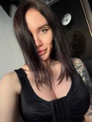 968x1280