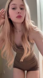 576x1024
