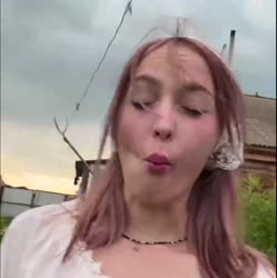 1078x1080