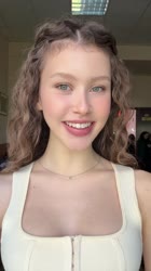 576x1024
