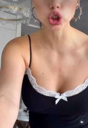 878x1280