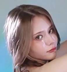 653x705