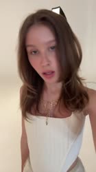 576x1024