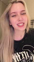 576x1024