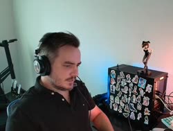 580x440