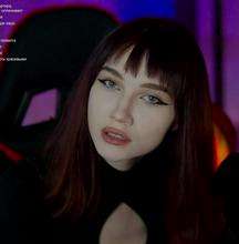 216x220