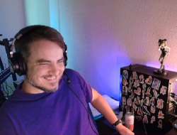 360x274