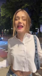 576x1024