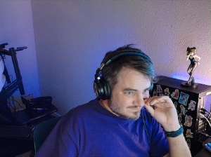 495x371