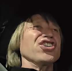 358x354