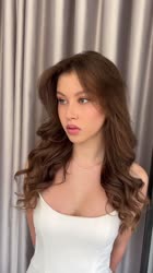 720x1278