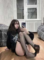 940x1252