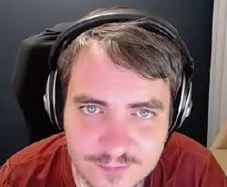 302x250