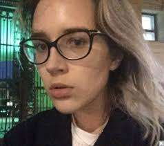 238x211