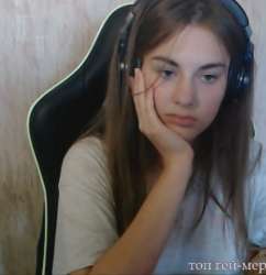417x430