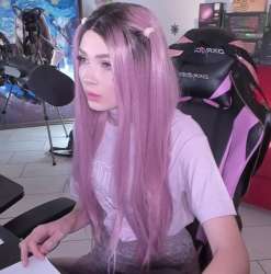 617x622