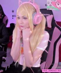900x1080