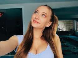 1080x810