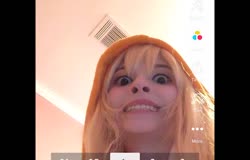 560x360