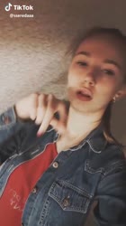 576x1024
