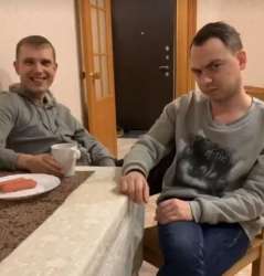 442x462