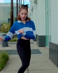 720x900