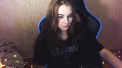 1472x822