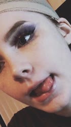 720x1280