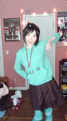 608x1080